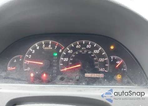 2005 Toyota Camry Le V6 z USA, uszkodzony, nr VIN 4T1BF32K35U103688